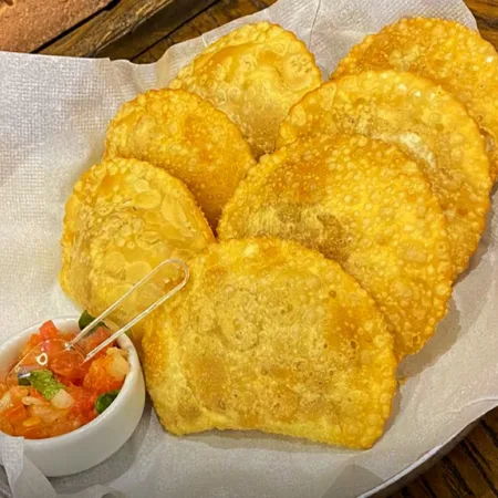 Pastelzinho de Escondidinho
